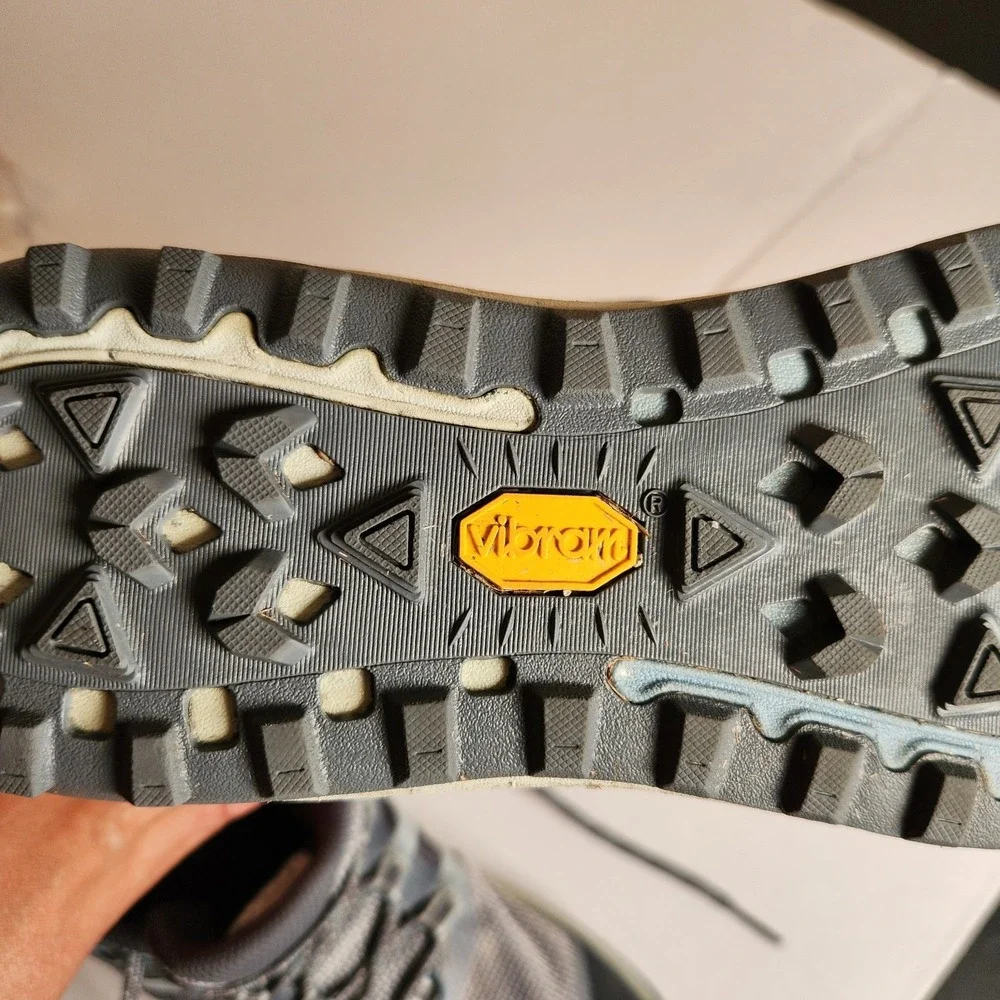 Merrell Antora 3 Hiking Trail Shoes Women's Size 9.5 Like New J067600